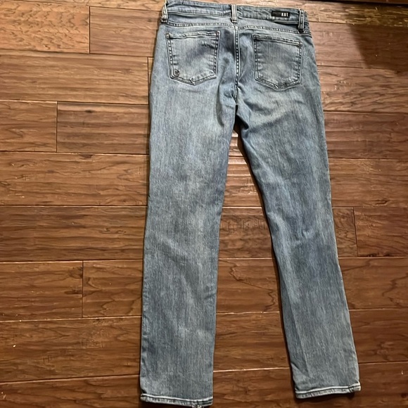 Kut From The Kloth Catherine Boyfriend Distressed Jeans Size 8 - Picture 12 of 13